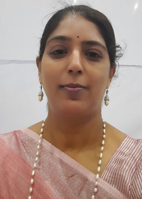 DR. RAVINDER KAUR